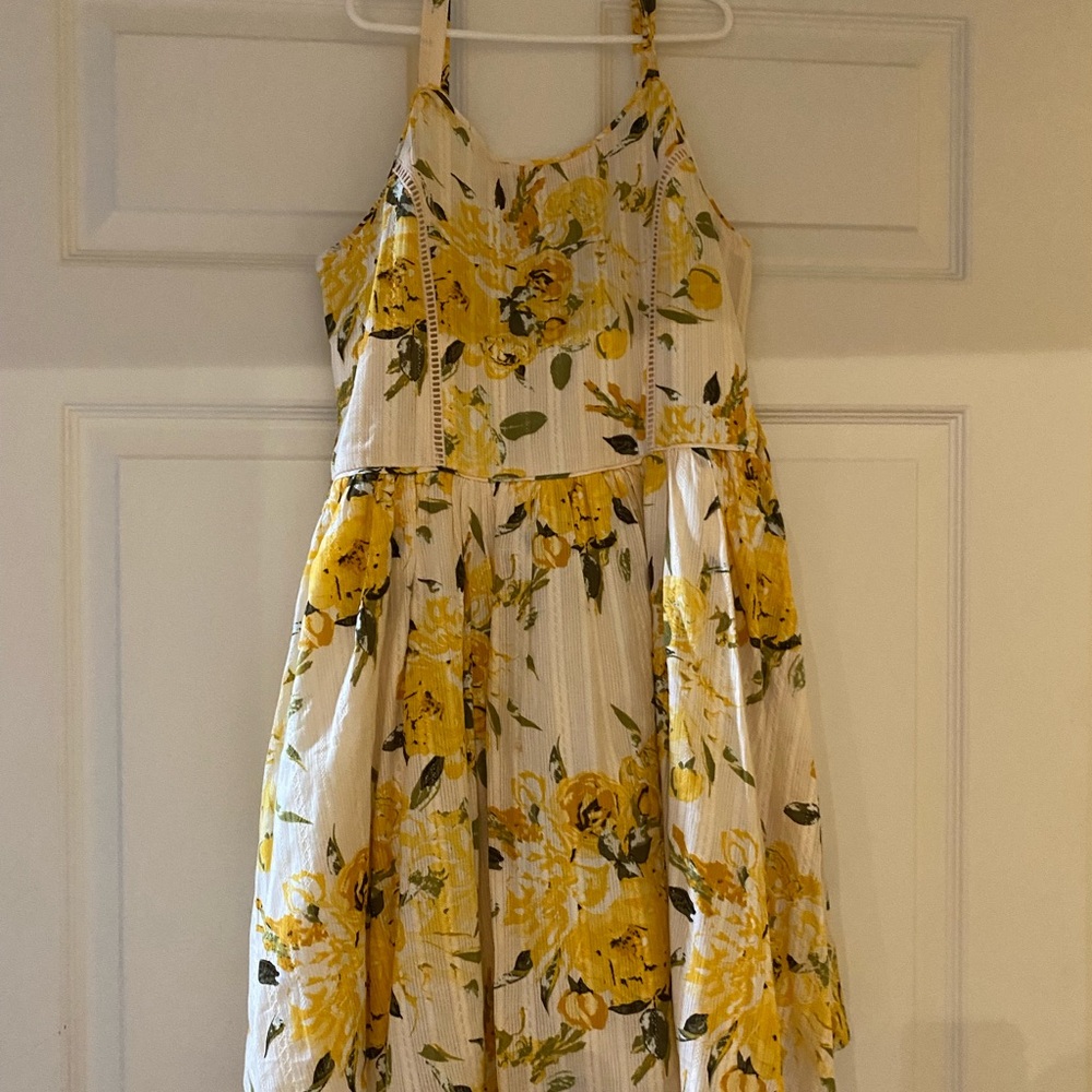 Flouncy yellow flower dress